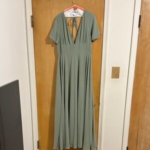 Lulu's Sage Green Formal Maxi Dress